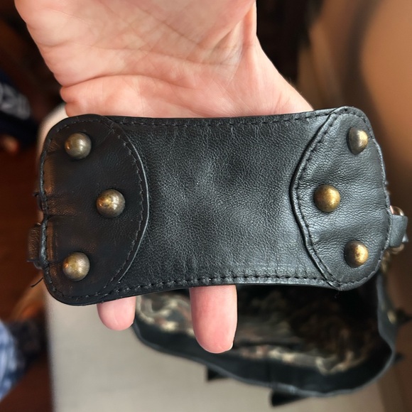 Betsey Johnson Black Leather Shoulder Bag - Picture 5 of 10